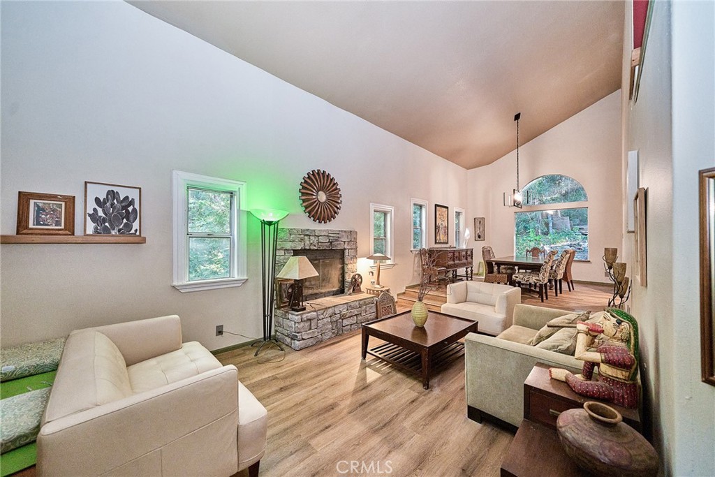 23891 Lakeview Property Photo 23