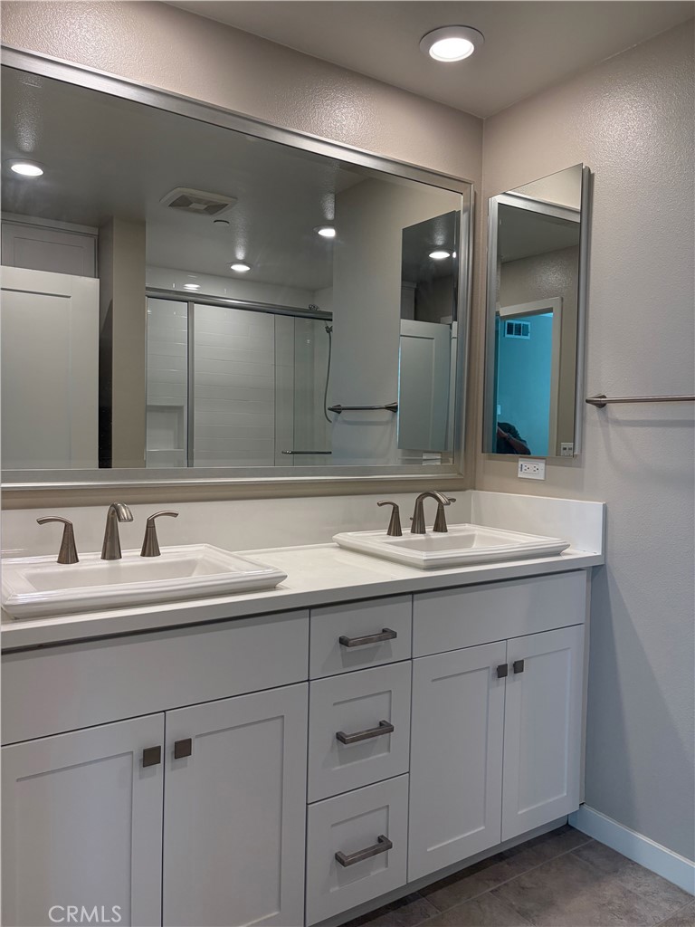145 Bowery Property Photo 12