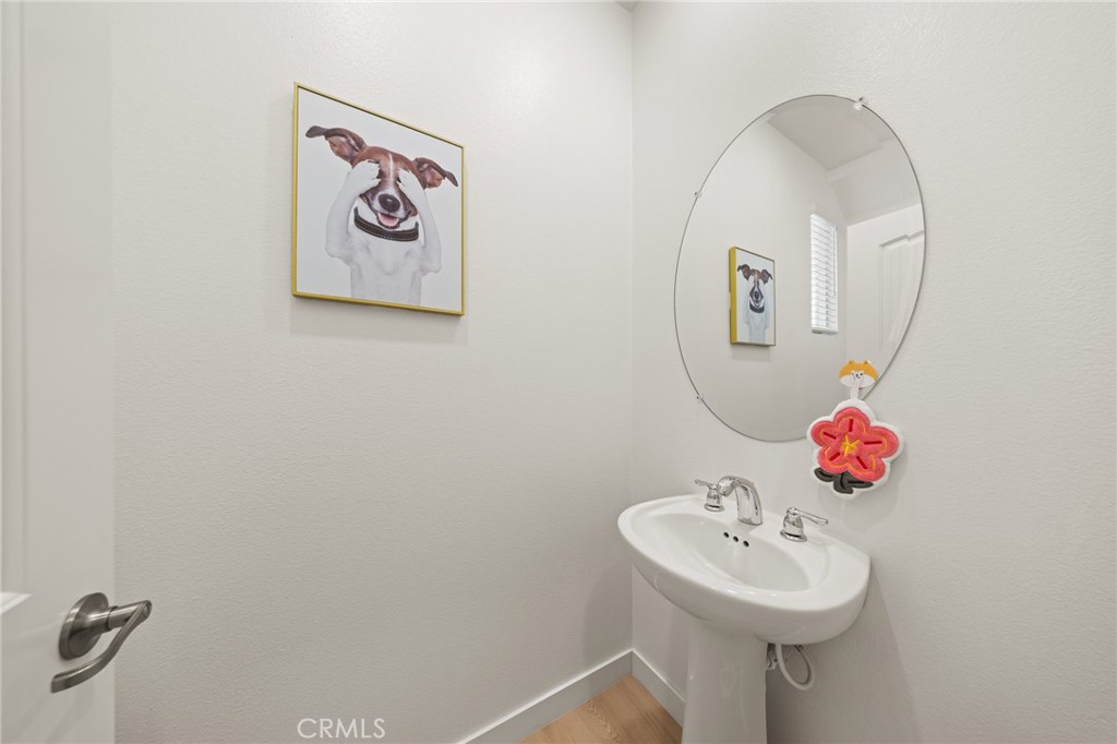 13931 Blossom Way Property Photo 26