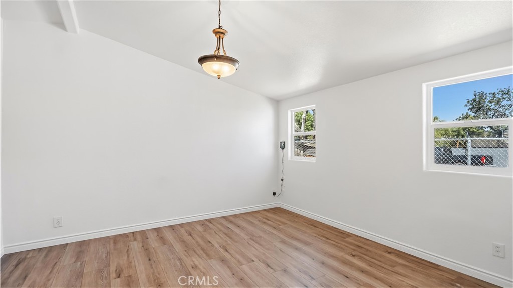 164 E Valley Street Property Photo 11