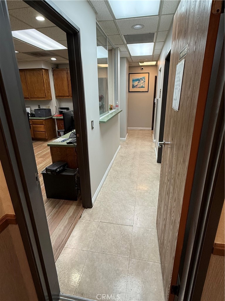 421 E Angeleno 102 Property Photo 6