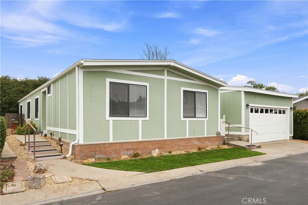 4039 Cherry Hill Property Photo 1