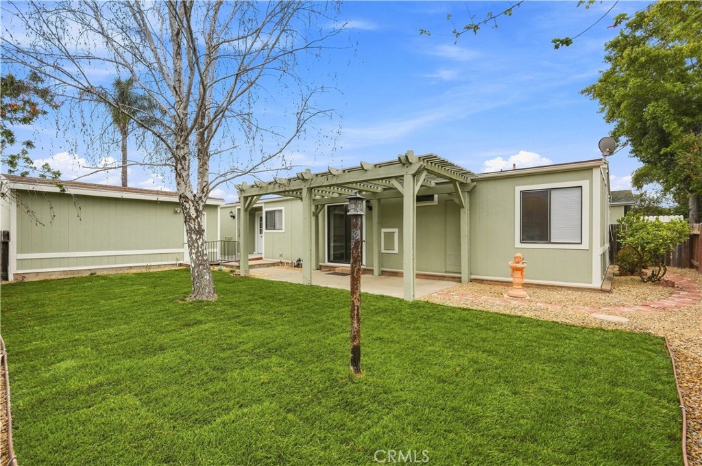 4039 Cherry Hill Property Photo 4