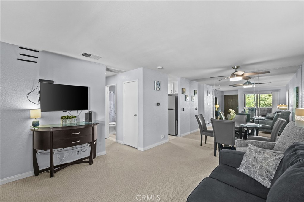 575 N Villa Court 212 Property Photo 5