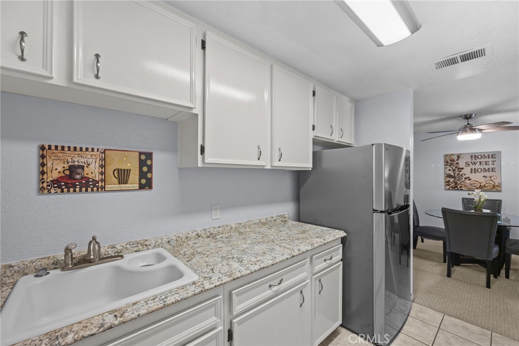 575 N Villa Court 212 Property Photo 15