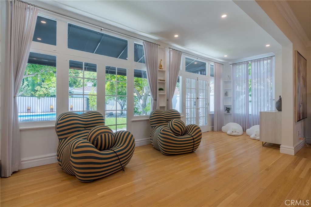 2245 E California Property Photo 6