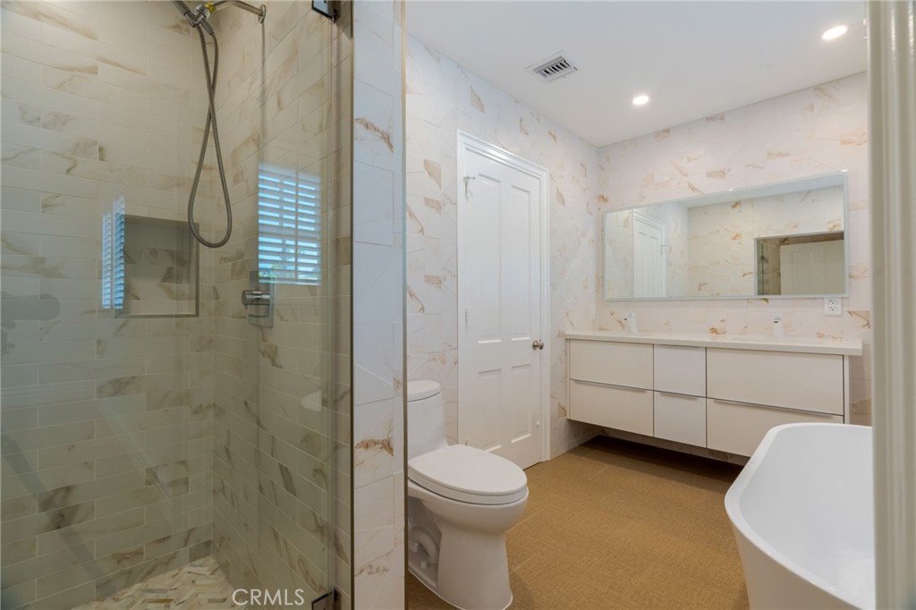 2245 E California Property Photo 43