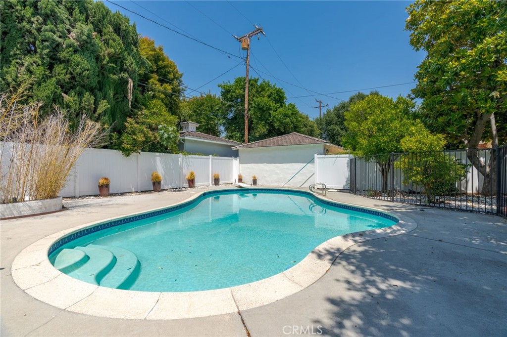 2245 E California Property Photo 48