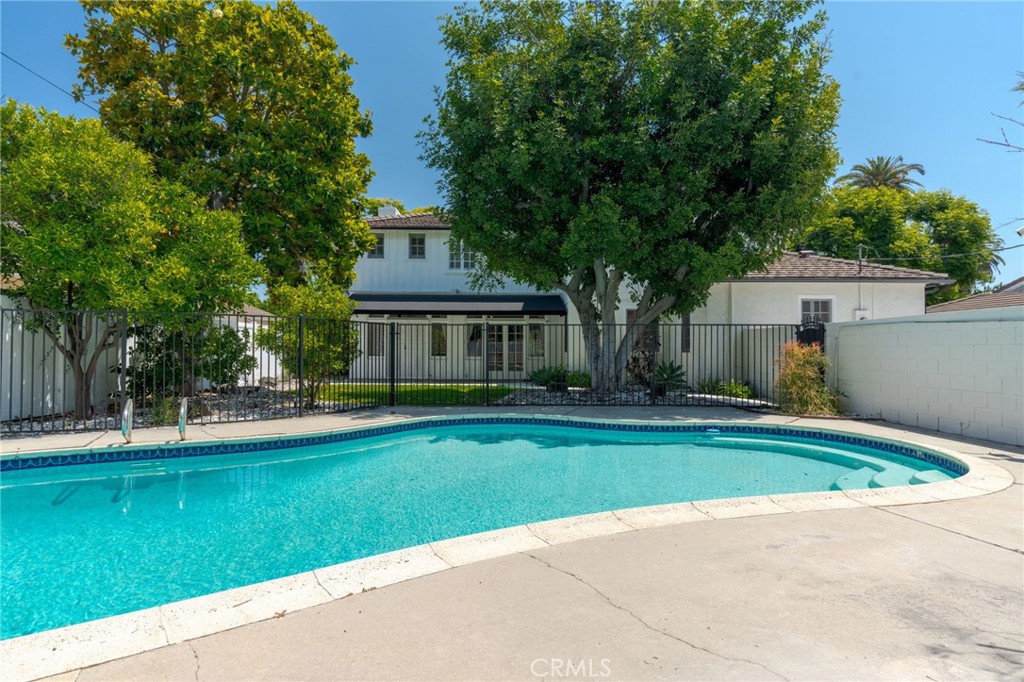 2245 E California Property Photo 49