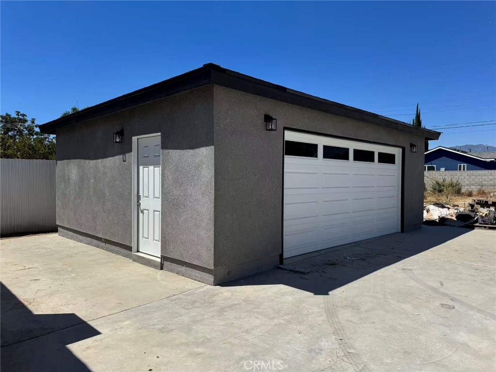 718 W Maitland Property Photo