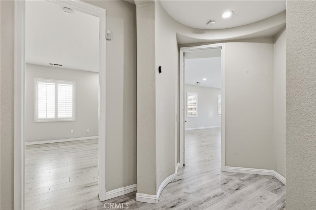 558 Calderone Property Photo 17