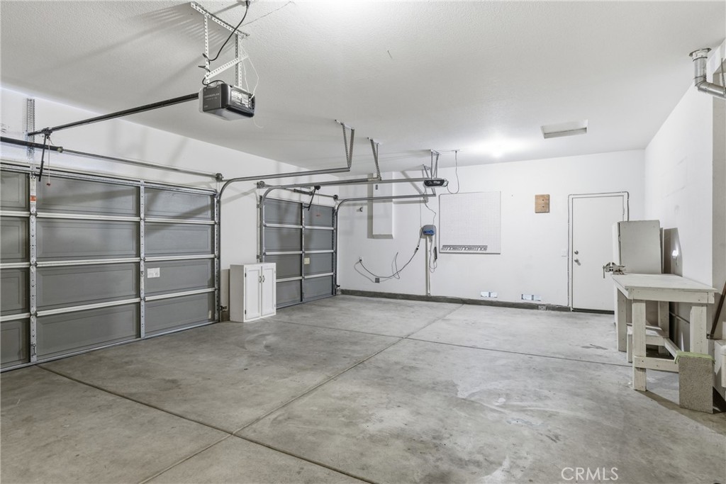 558 Calderone Property Photo 35