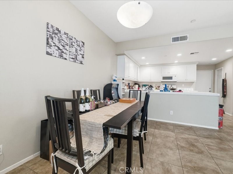 15903 Fountain Lane Property Photo 4