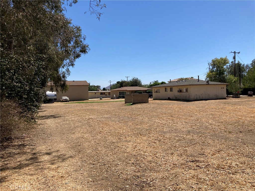 17776 Citron Avenue Property Photo 19