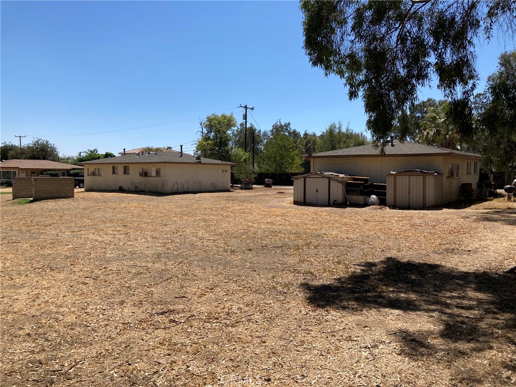 17776 Citron Avenue Property Photo 21