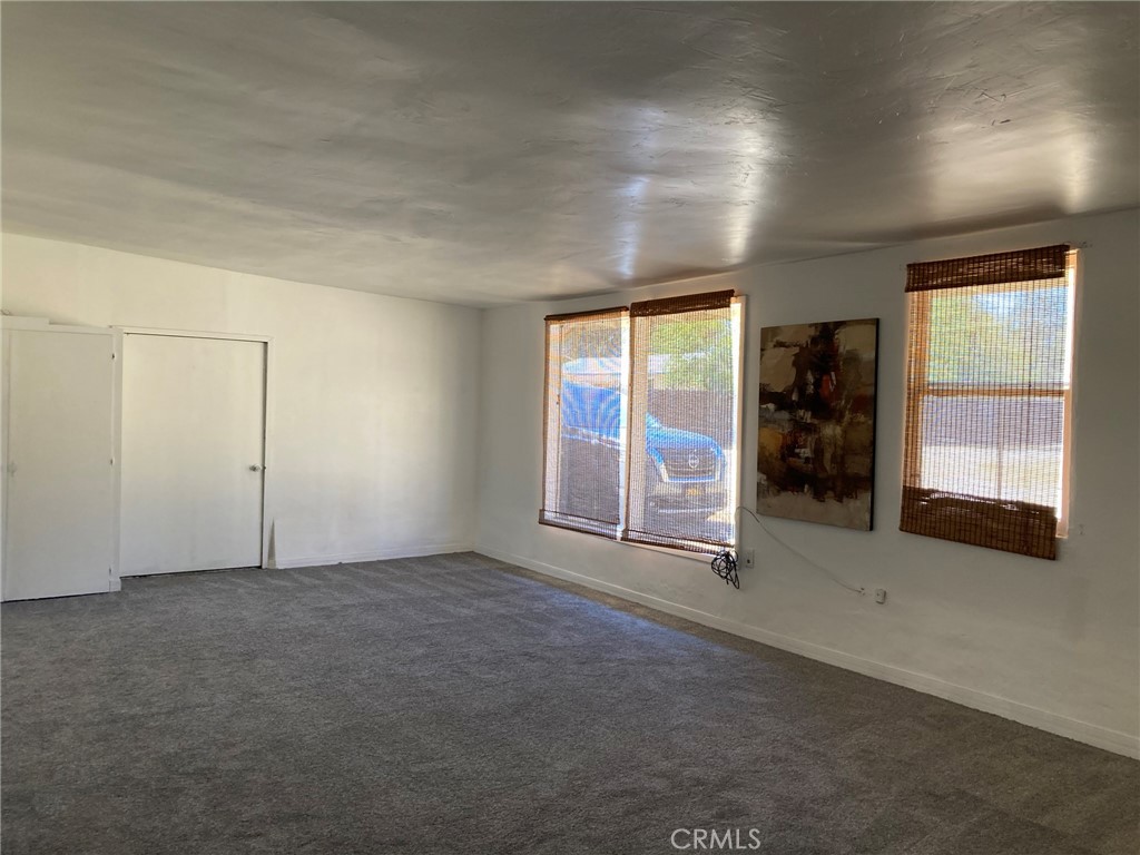 17776 Citron Avenue Property Photo 29