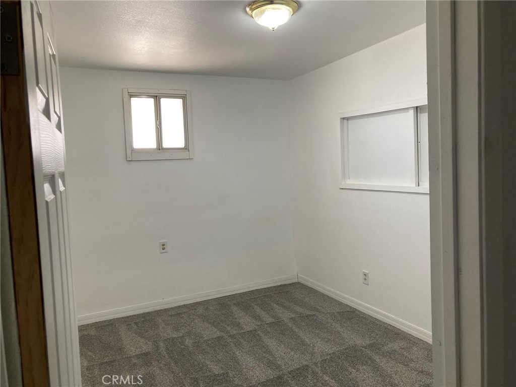 17776 Citron Avenue Property Photo 33