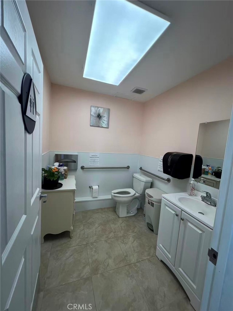 10653 W Pico Blvd Property Photo 13