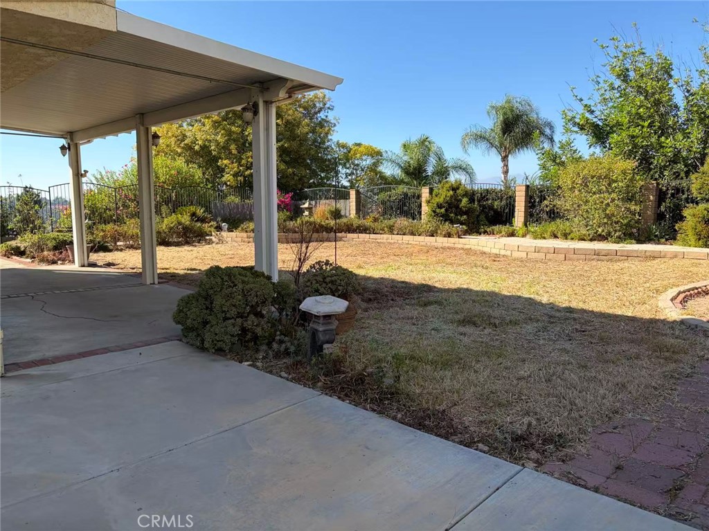 21549 Ambushers Street Property Photo 14