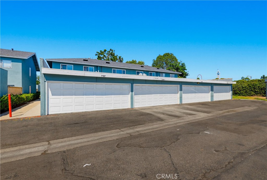 7201 Santa Isabel Cir Property Photo 14