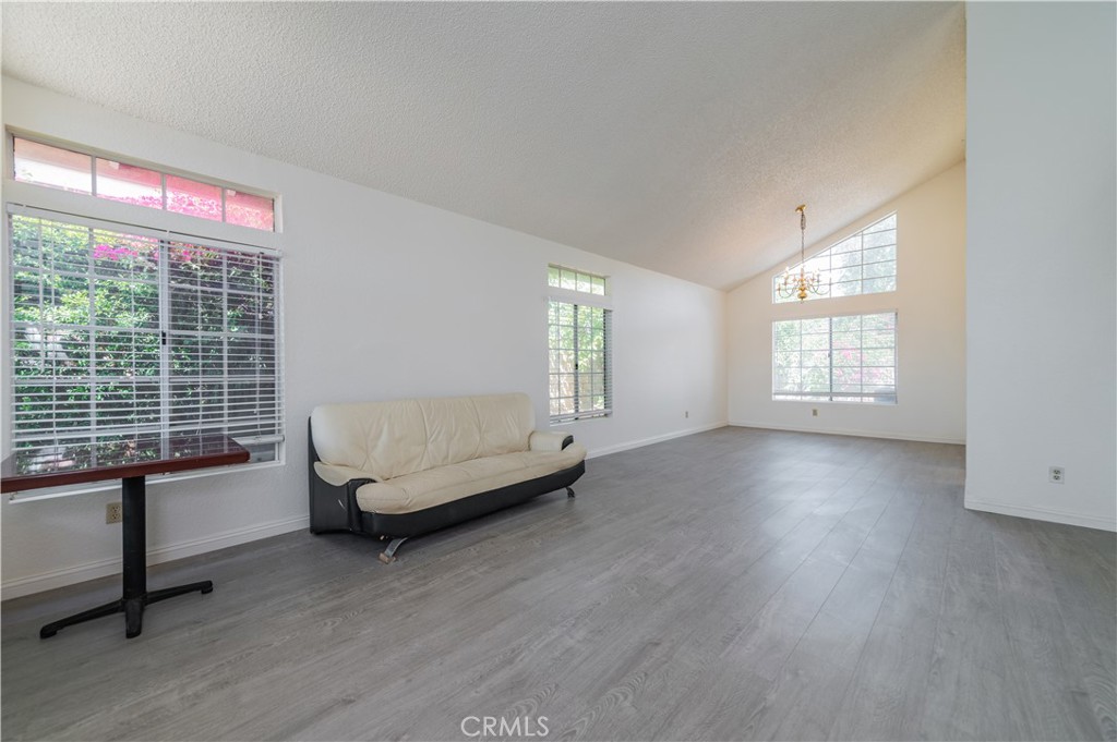 6452 Via Del Rancho Property Photo 3