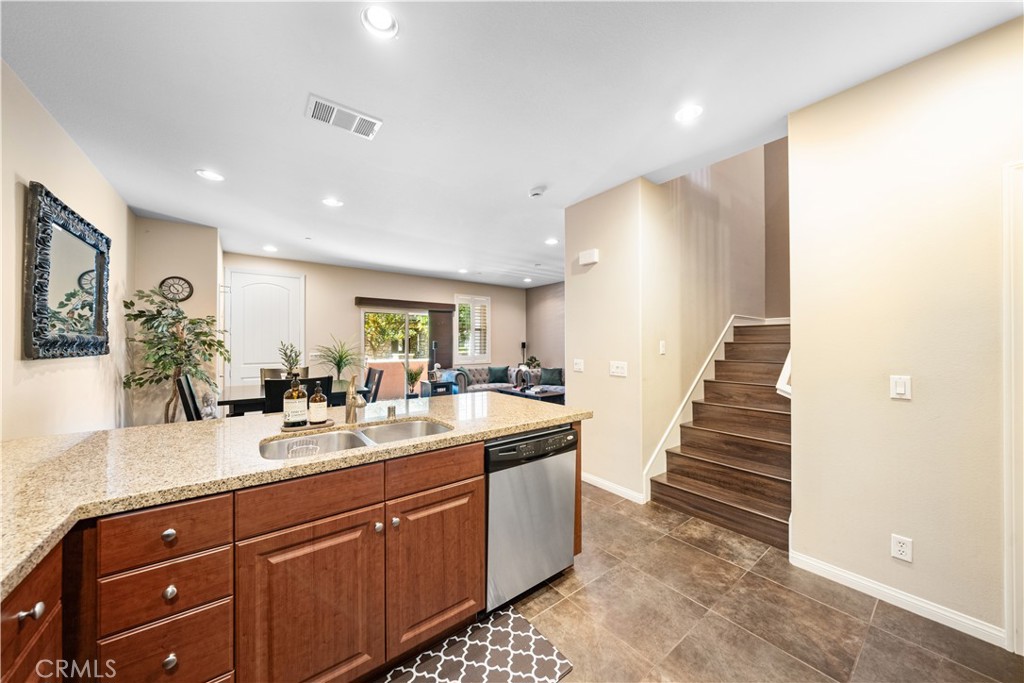 15843 Mcintosh Avenue Property Photo 14