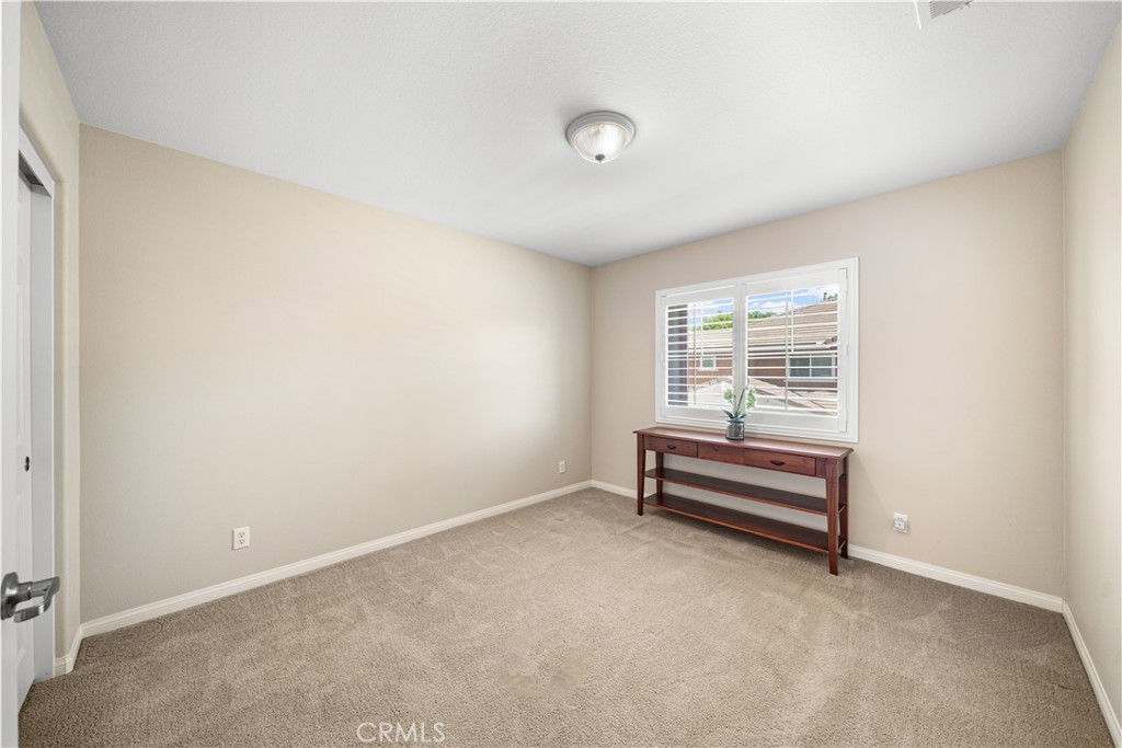 15843 Mcintosh Avenue Property Photo 27
