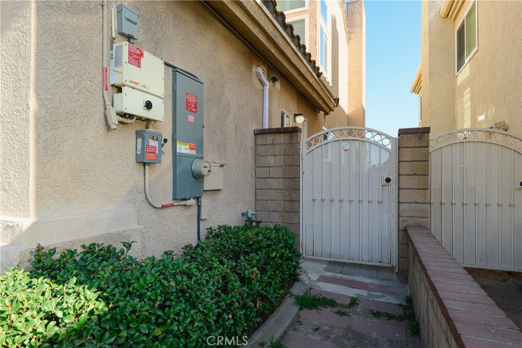 10227 Northridge 2 Property Photo 16