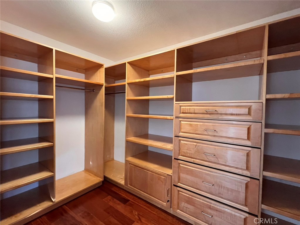 12 Granada Property Photo 23