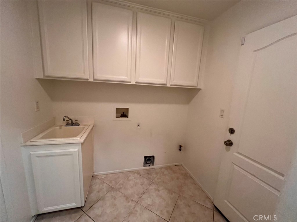 12 Granada Property Photo 29