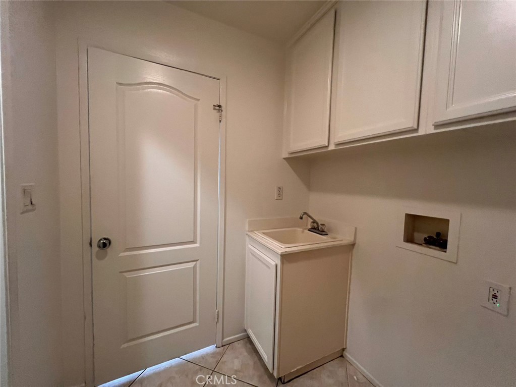 12 Granada Property Photo 30