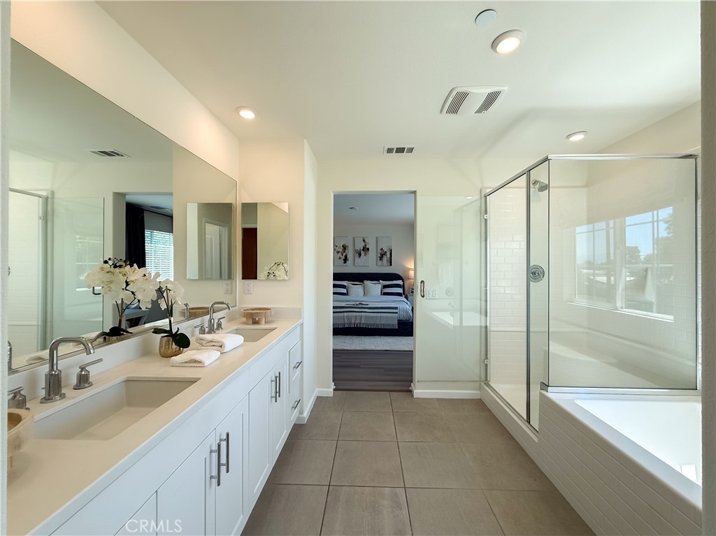 24927 Gulfstream Lane Property Photo 32