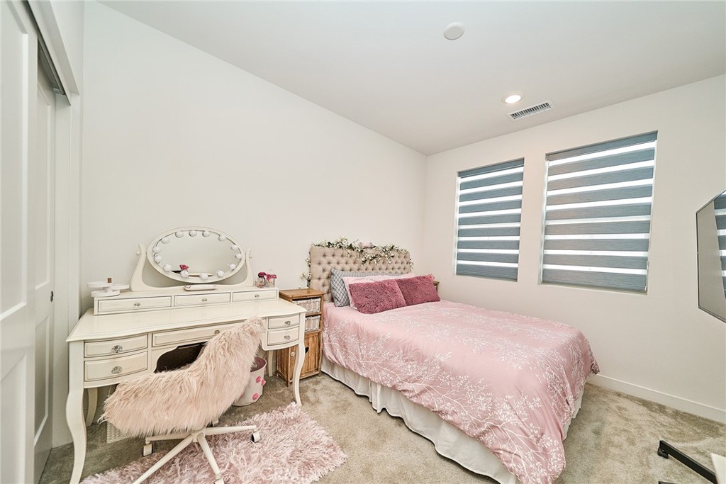 10526 Triple Crown Lane Property Photo 16