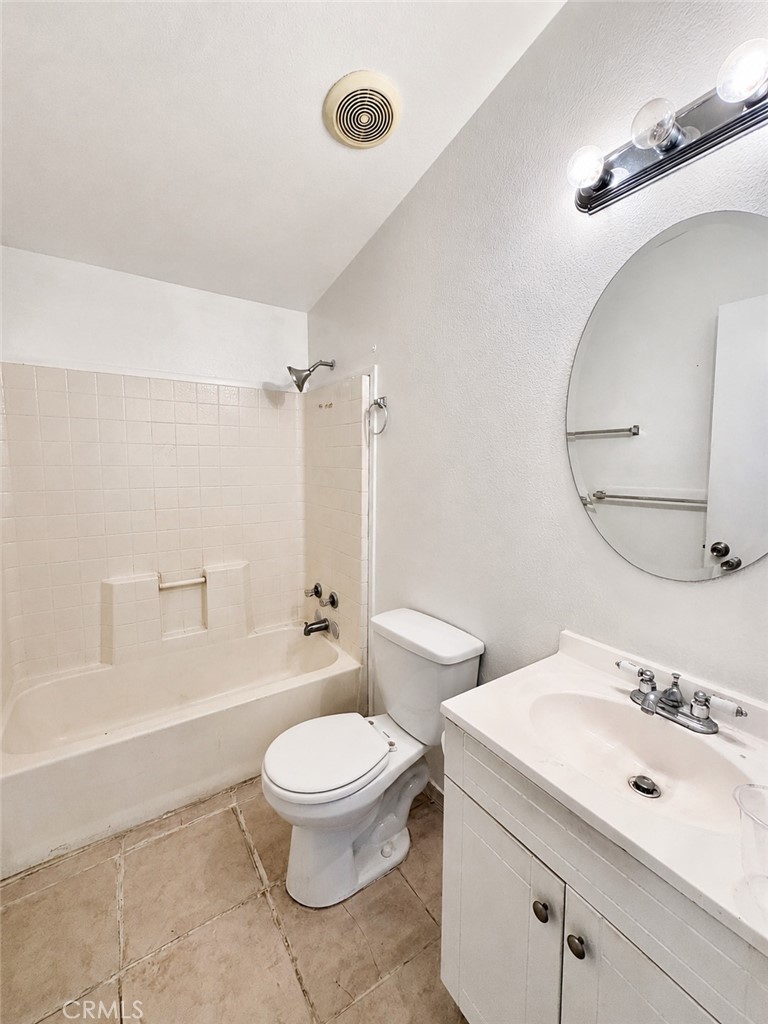 3067 Carl Property Photo 13