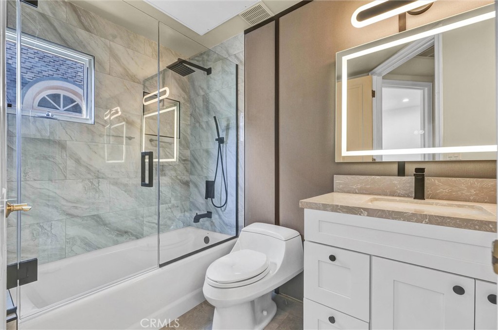 309 N Almont Drive Property Photo 25
