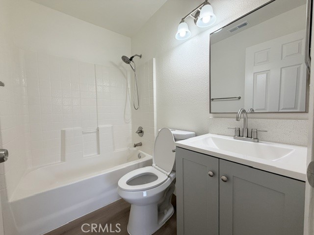 84112 Fiesta Property Photo 7