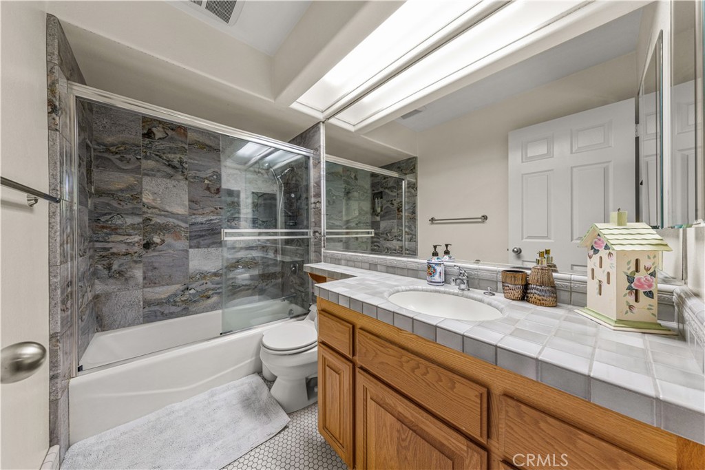 7440 Live Oak Drive Property Photo 40