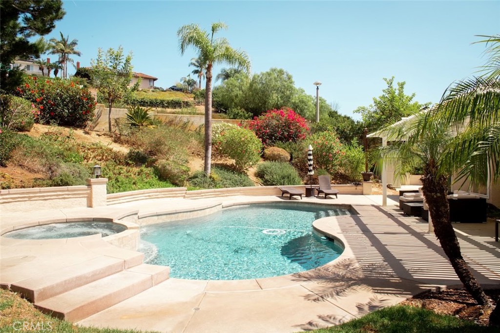 3575 Fairmont Boulevard Property Photo 2