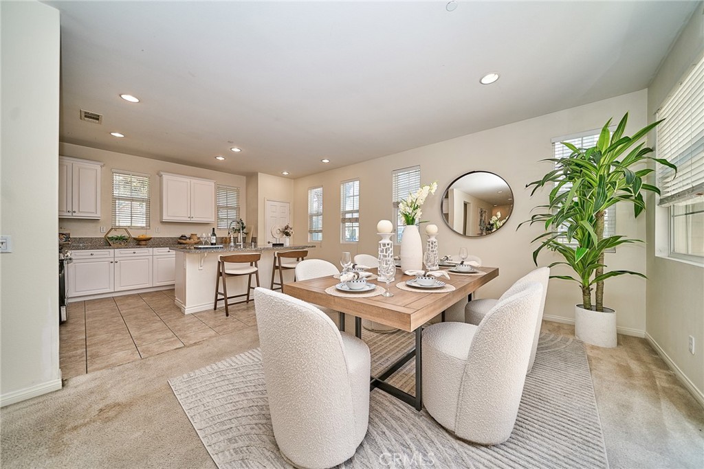 2876 E Via Terrano Property Photo 3