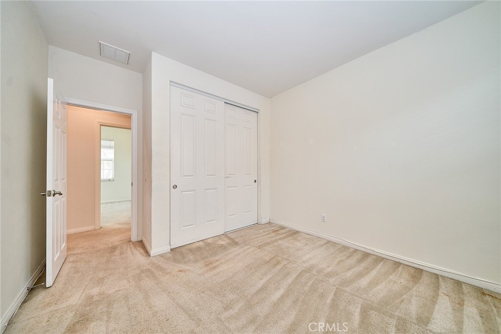 2876 E Via Terrano Property Photo 8