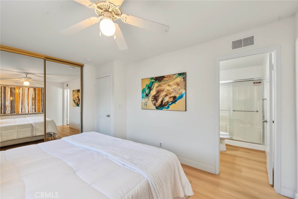 1476 Forest Glen 12 Property Photo 13