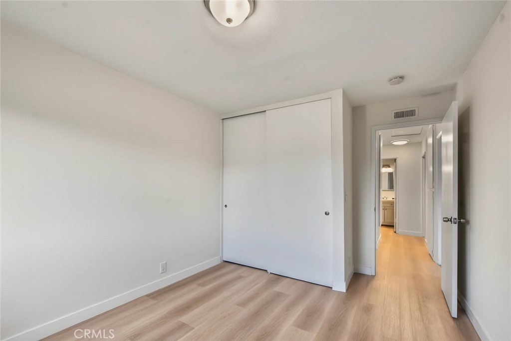 1476 Forest Glen 12 Property Photo 22