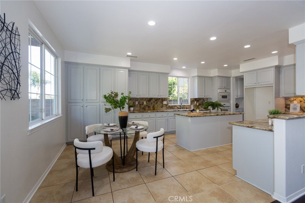 16843 Tamarind Court Property Photo 14