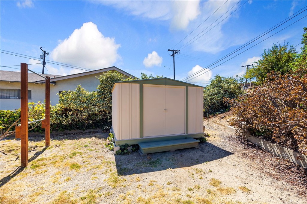 1905 Alisar Property Photo 23