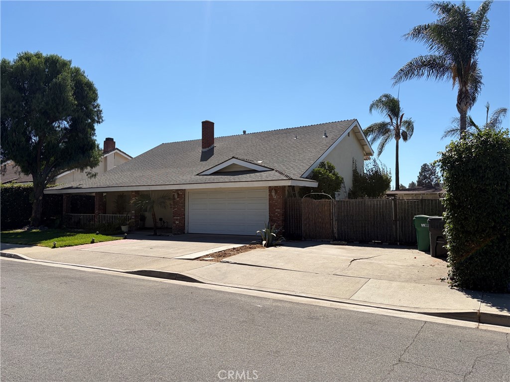 1742 La Mesa Oaks Property Photo 1