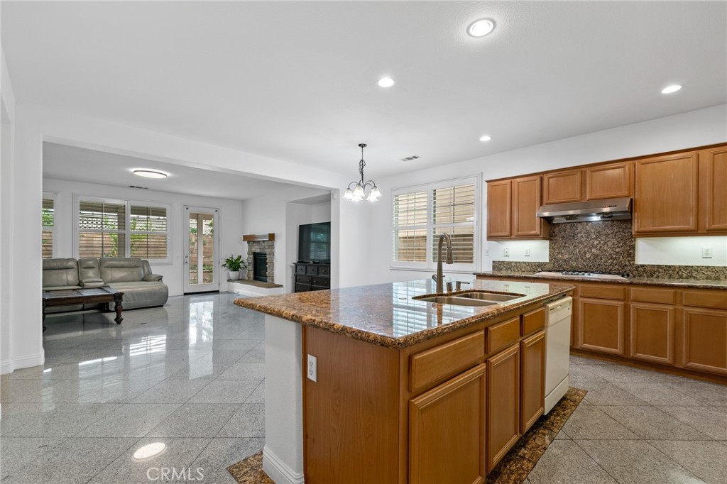 7251 Blue Crab Court Property Photo 8