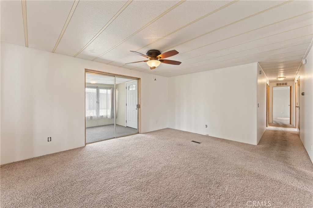 1425 Lodgepole Property Photo 6