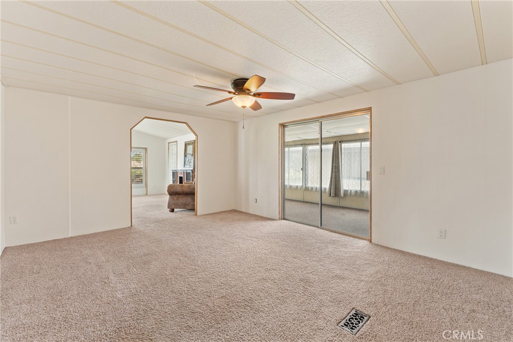 1425 Lodgepole Property Photo 7