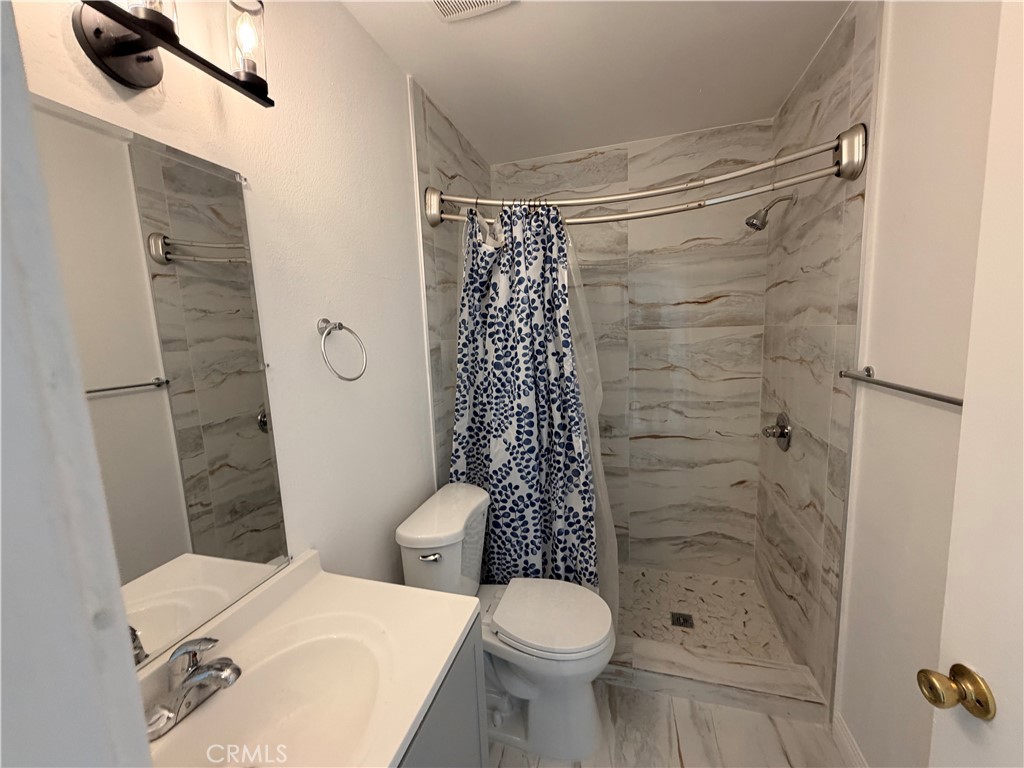 1661 Neil Armstrong 242 Property Photo 11