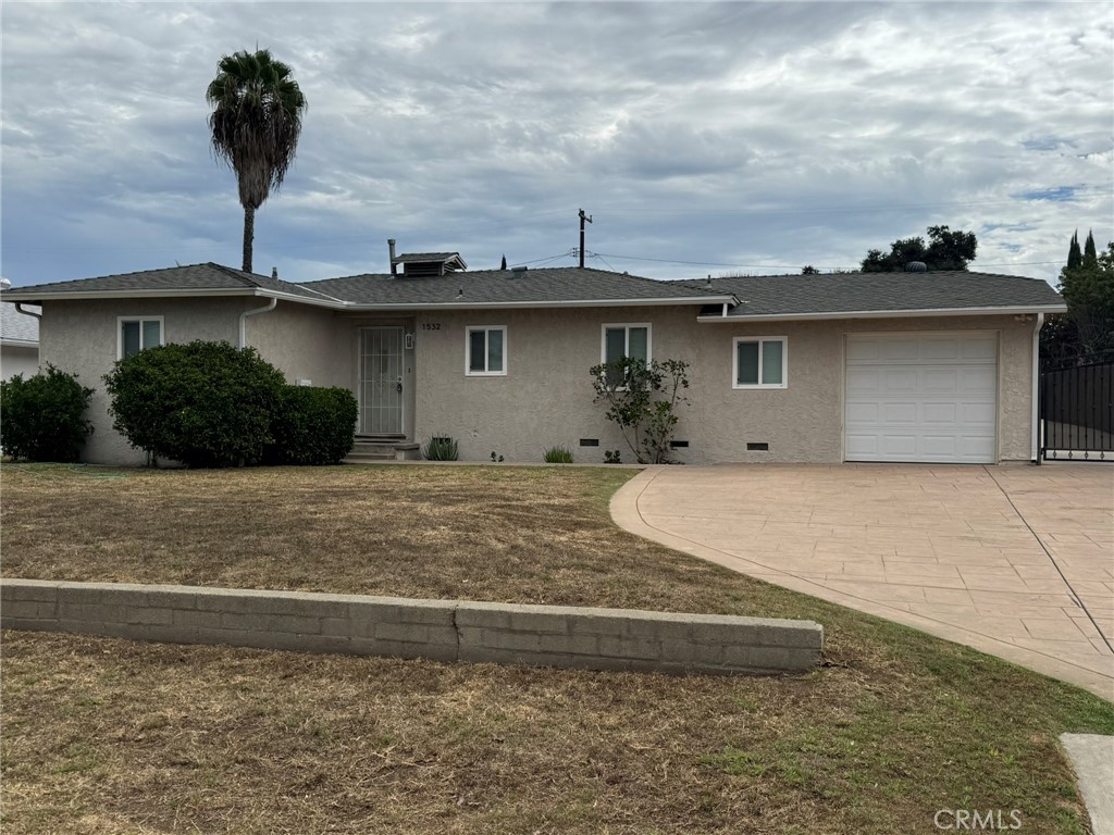 1532 Valinda Property Photo 1